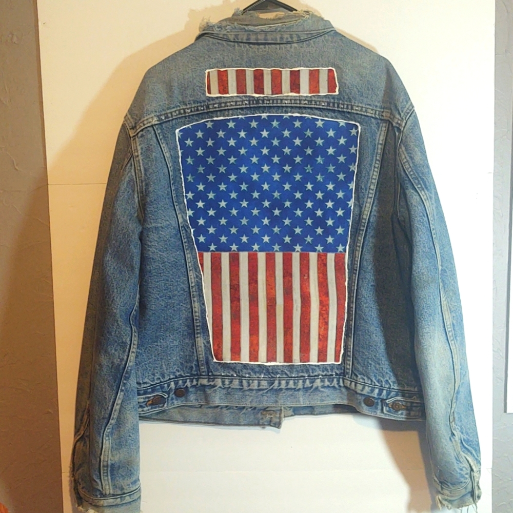 Distressed, vintage Levi's, denim jean Jacket. Sz.